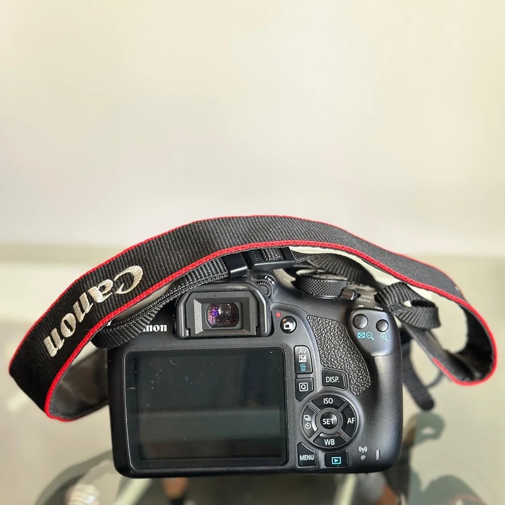 Canon EOS Rebel T6 Camera reflex digital with lens 18 – 55 mm